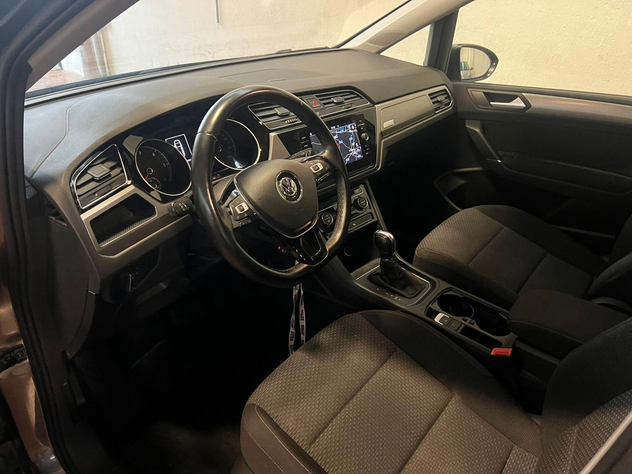 Volkswagen Touran 1.6 TDI 115 CV SCR DSG Business BlueMotion Technology