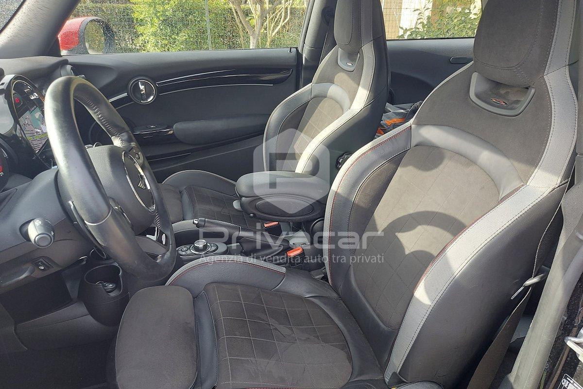 MINI Mini 2.0 John Cooper Works JCW