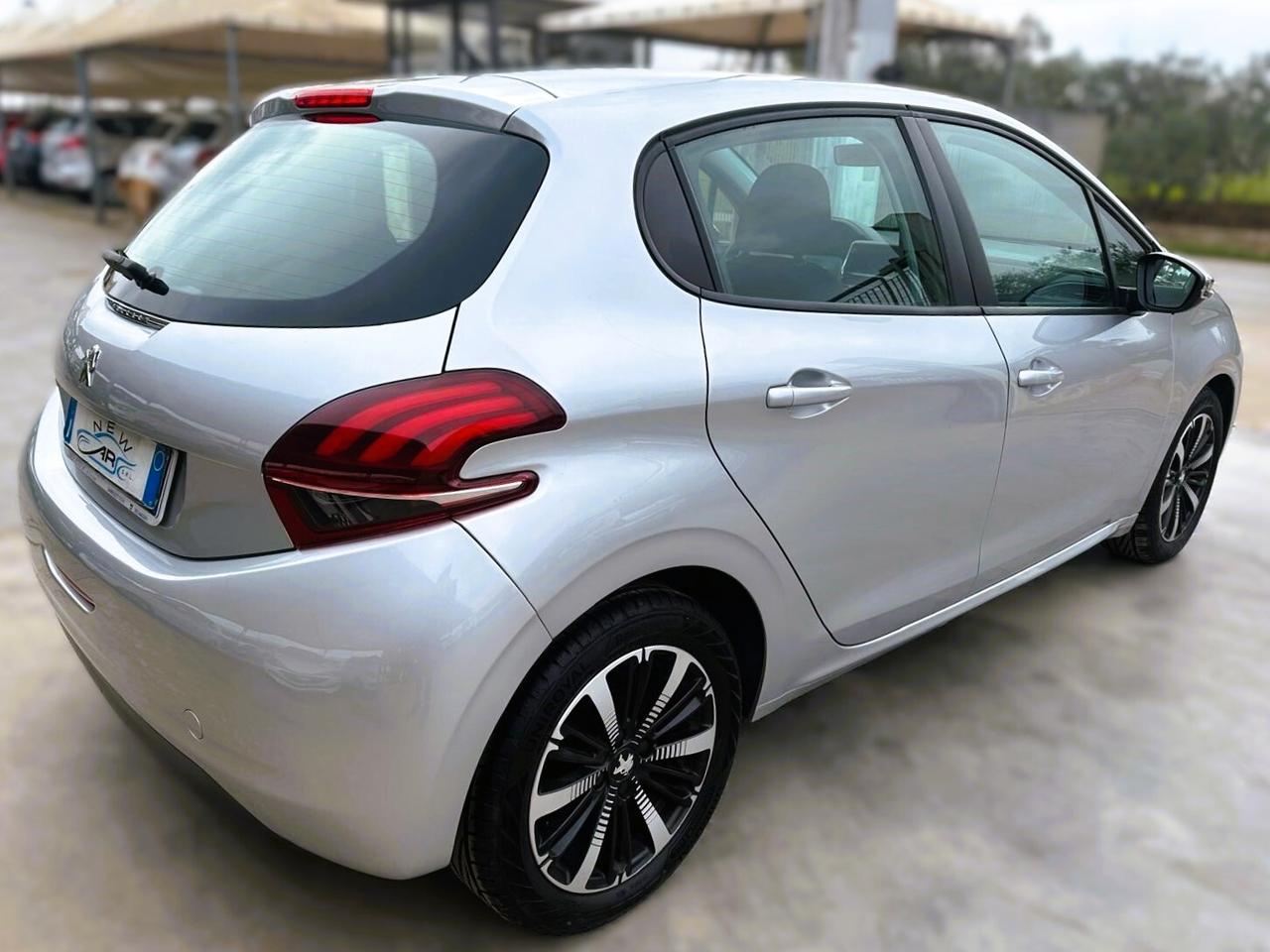 Peugeot 208 1.6 HDi 75 CV 05/2018