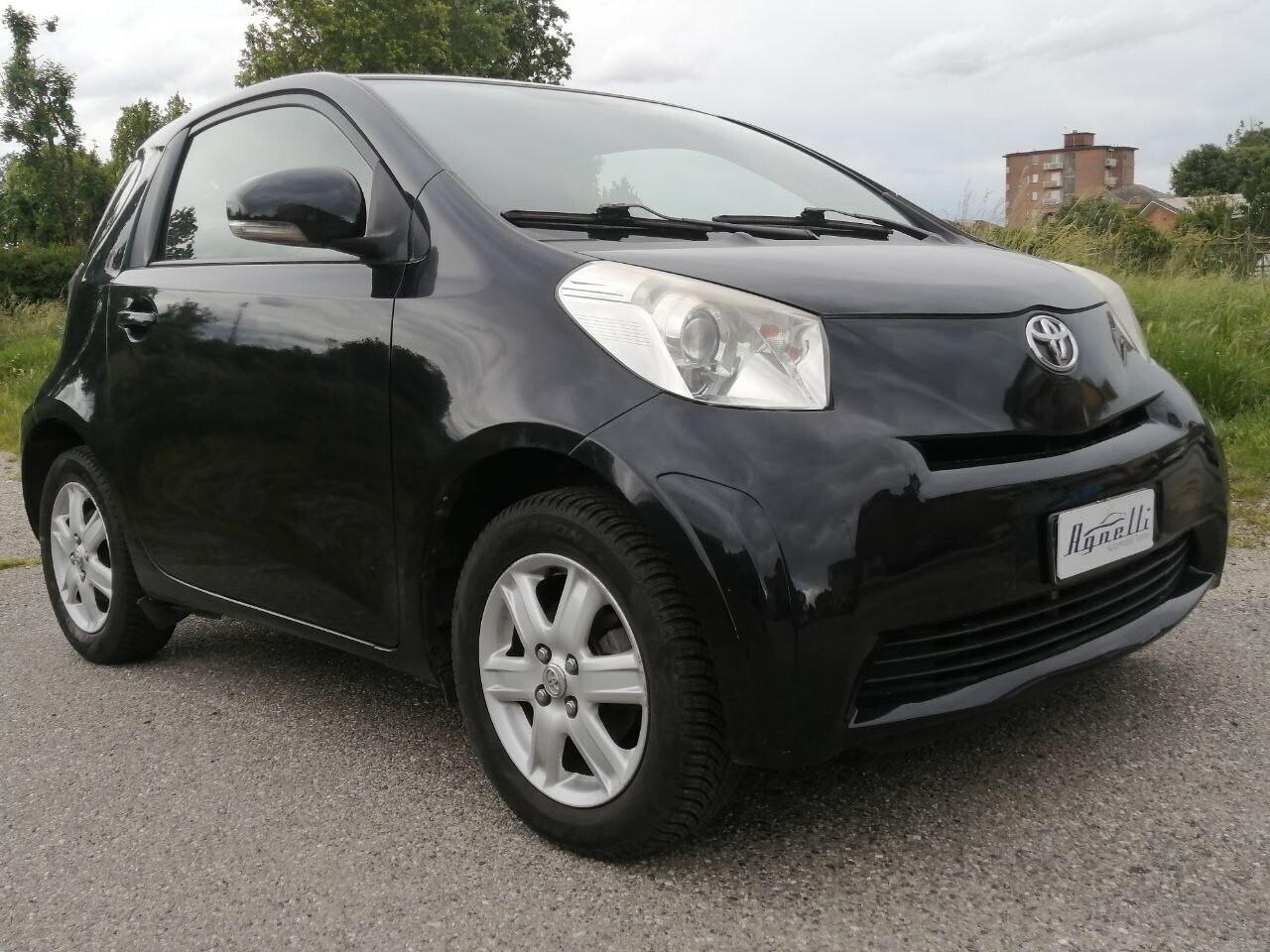 Toyota iQ 1.0 Automatica Idonea Neopatentati