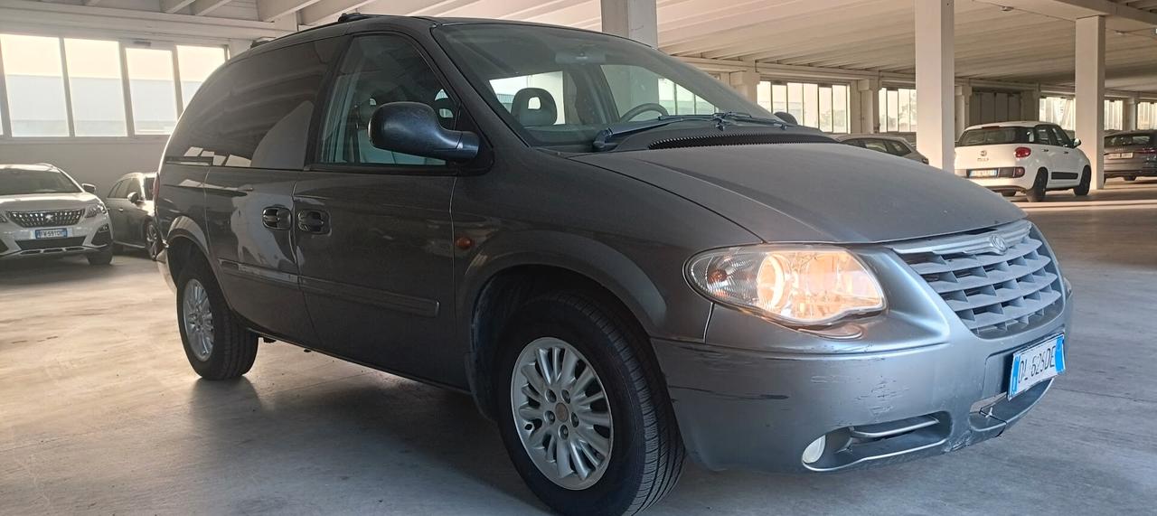 Chrysler Voyager Grand 2.8 CRD cat Limited Auto
