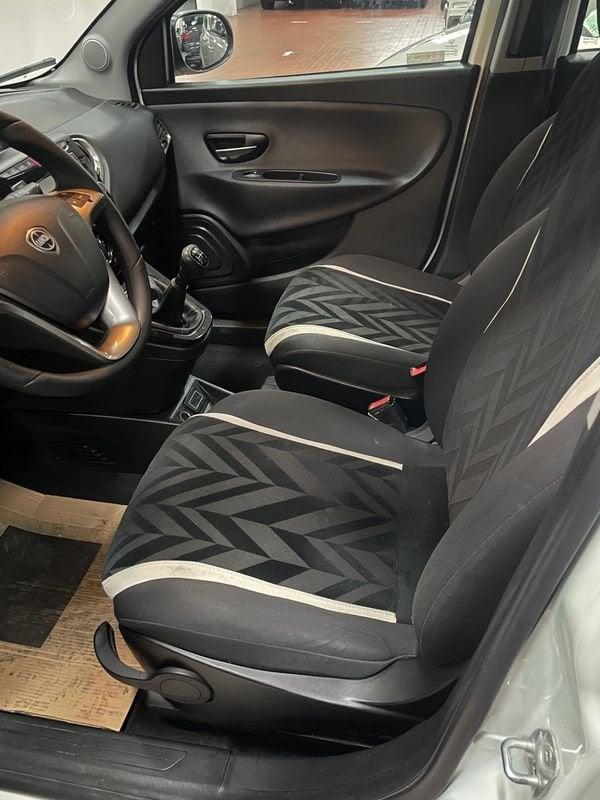 Lancia Ypsilon 1.3 MJT 16V 95 CV 5 porte S&S Gold