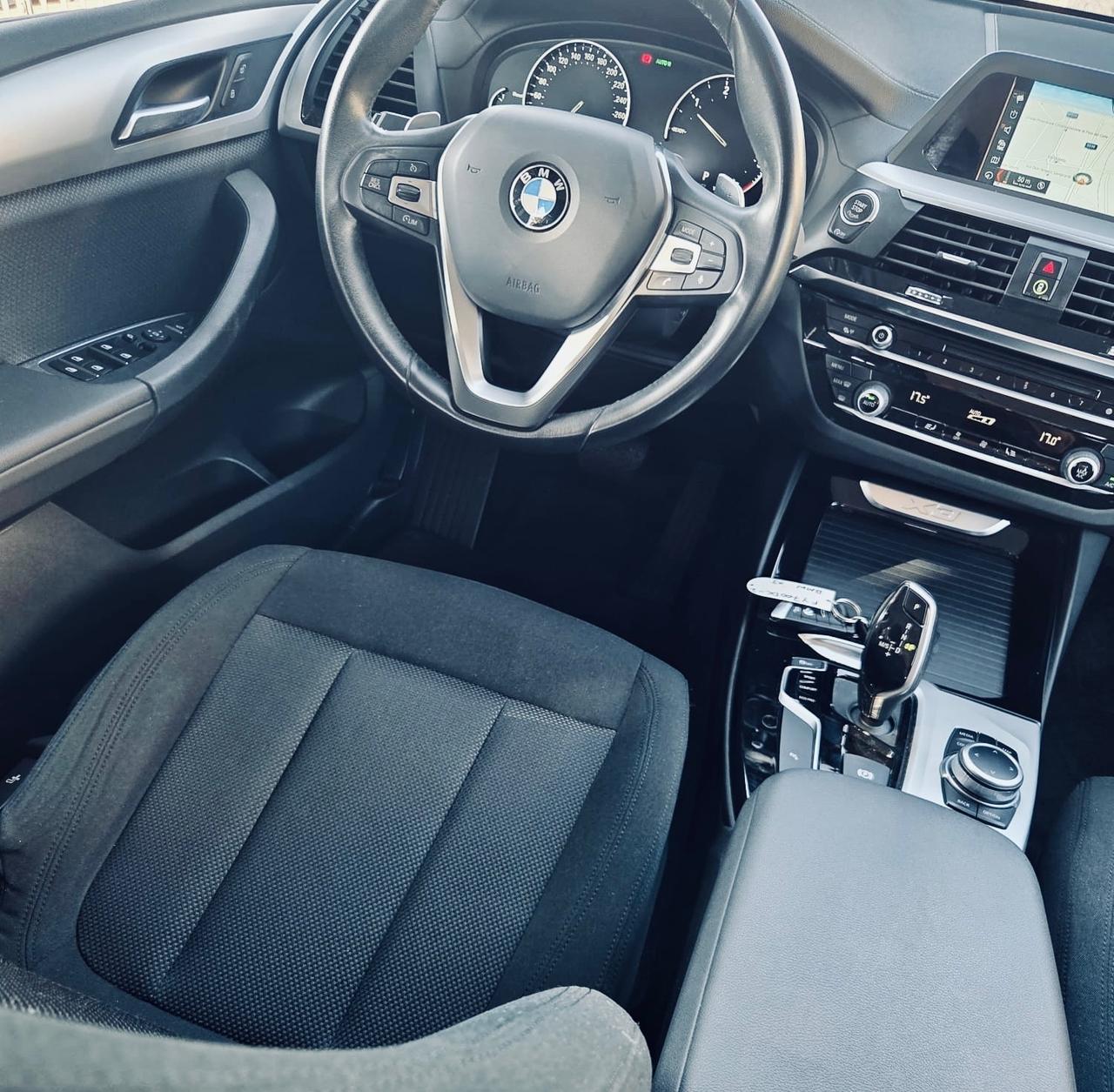 Bmw X3 sDrive18d Business Advantage