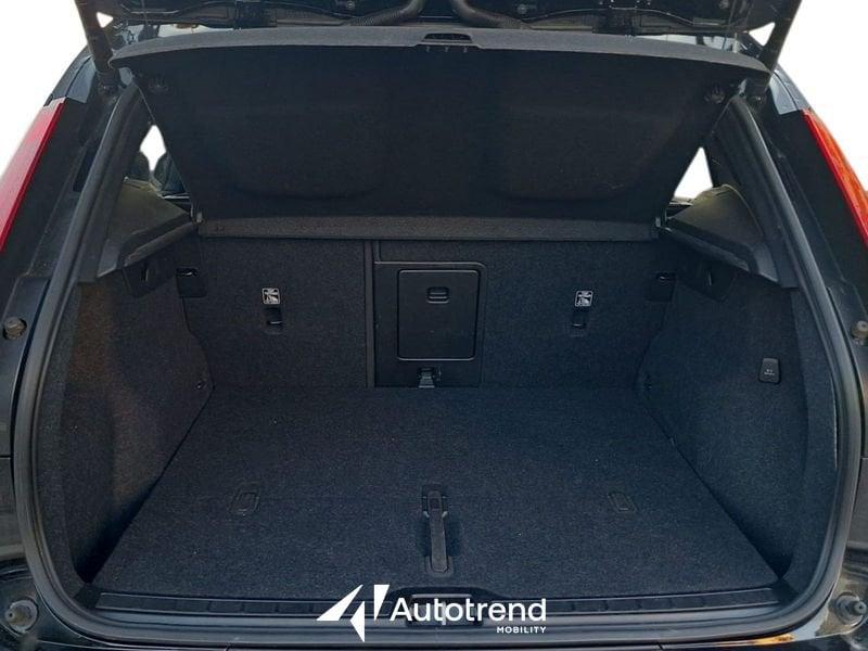 Volvo XC40 T2 129 CV Automatica NAVI LED Core