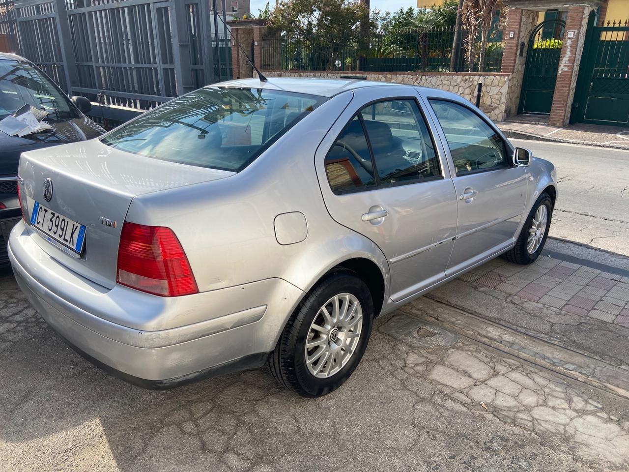 Volkswagen Bora 1.9 TDI/130 CV cat Highline