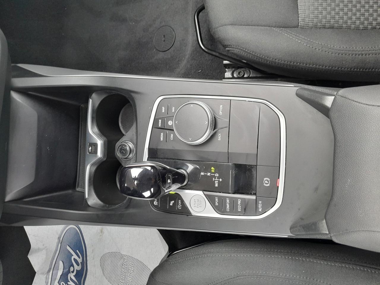 BMW 116 D 5P BUSINESS ADVANTAGE CAMBIO AUTOMATICO