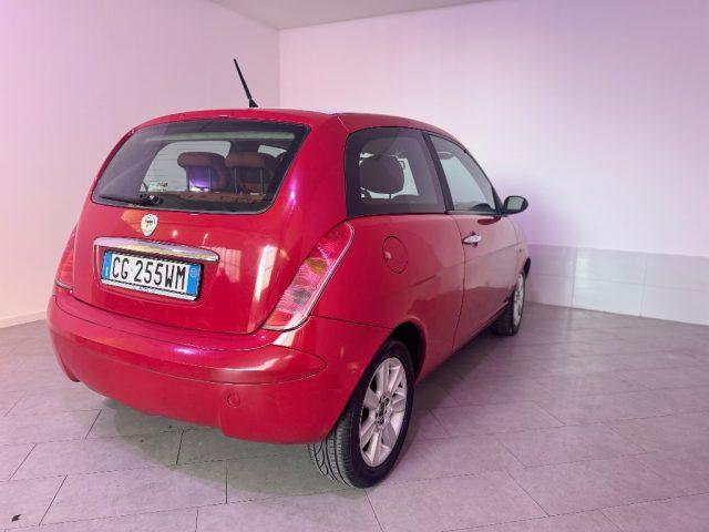 LANCIA Ypsilon 1.2