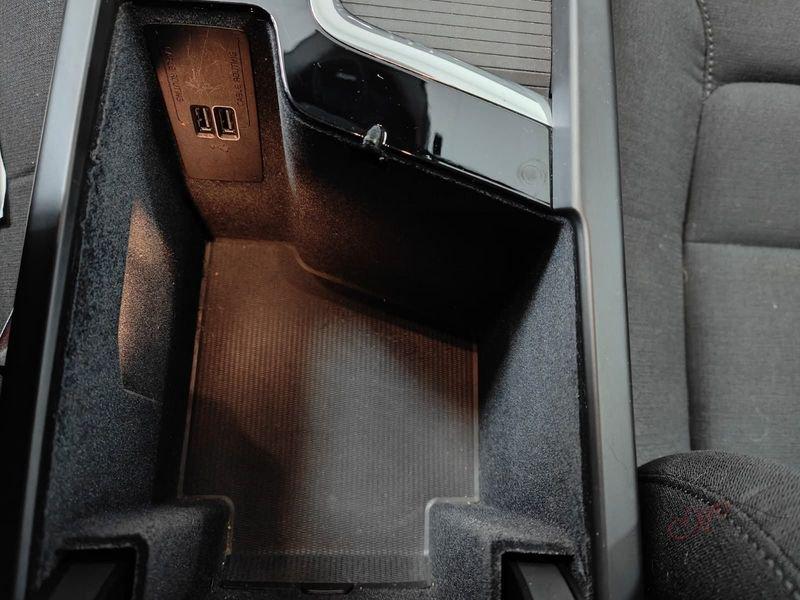 Volvo XC60 XC60 B4 (d) AWD Geartronic Momentum