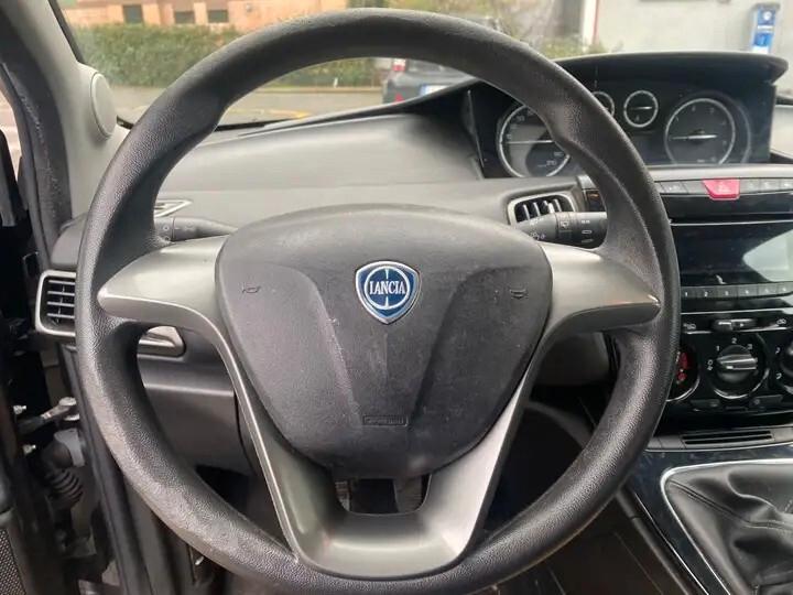 Lancia Ypsilon 1.3 MJT 16V Elefantino