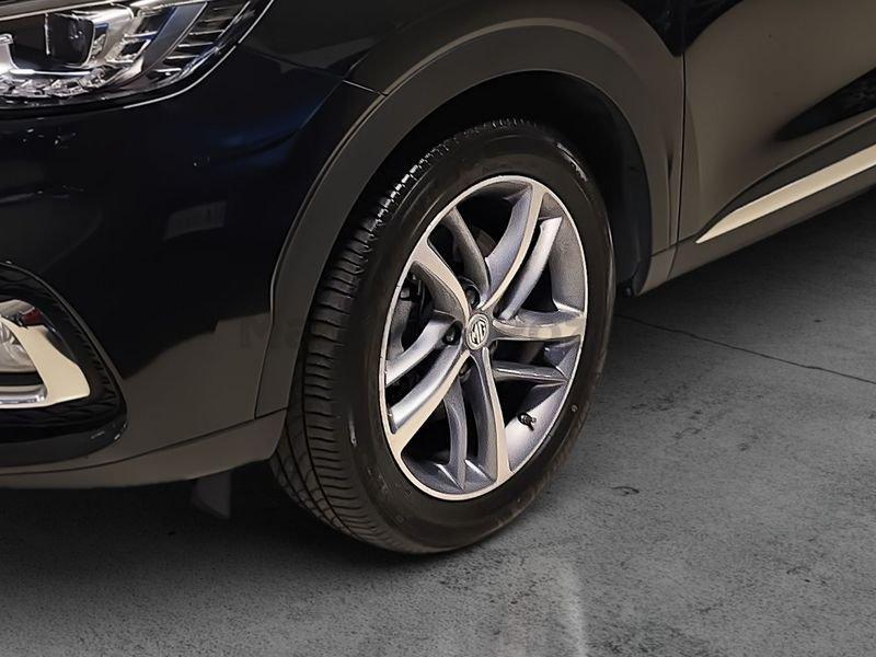 MG EHS Plug-in Hybrid Exclusive