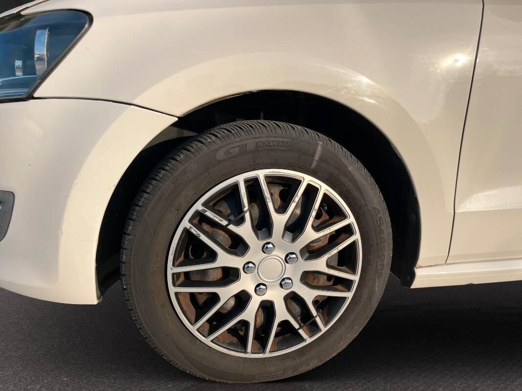 Volkswagen Polo 1.2 Comfortline 70cv 5p