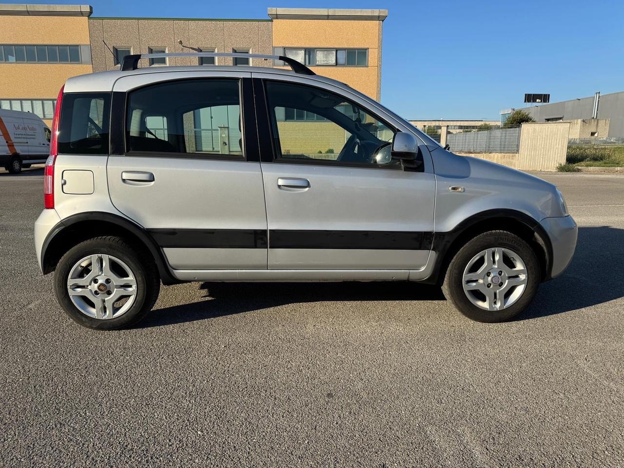 Fiat Panda 1.2 Climbing. 12 mesi di garanzia