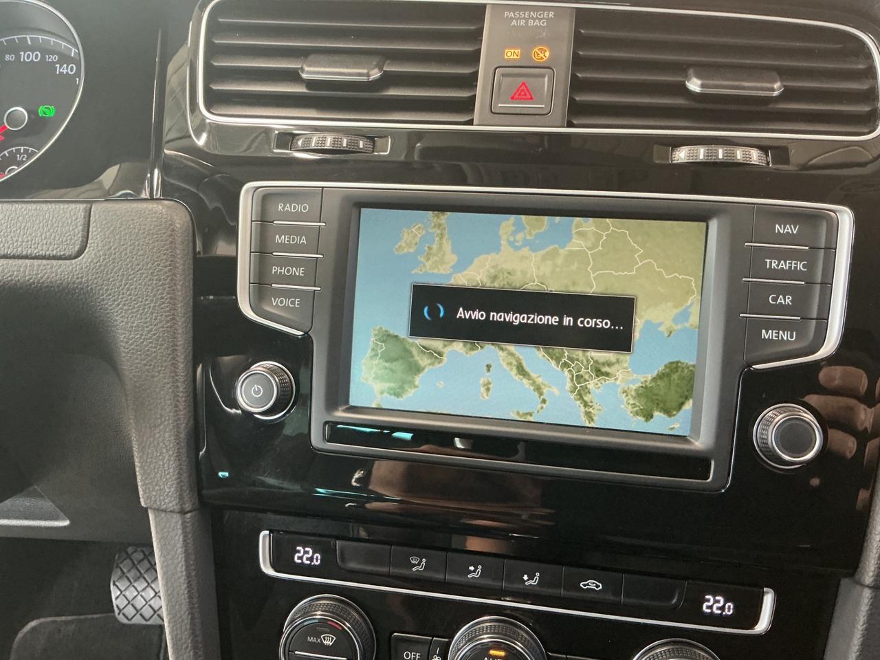 Volkswagen Golf 1.6 Diesel Automatica Neopatentati