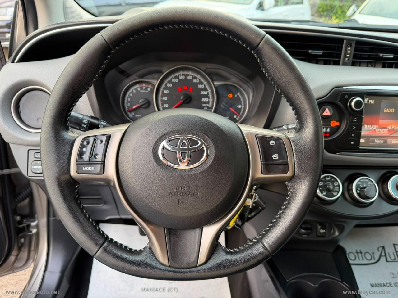 TOYOTA Yaris 1.0 5p. Lounge