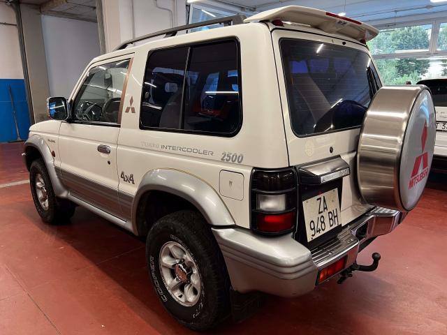 Mitsubishi Pajero Pajero Metal Top 2.5 tdi GLS