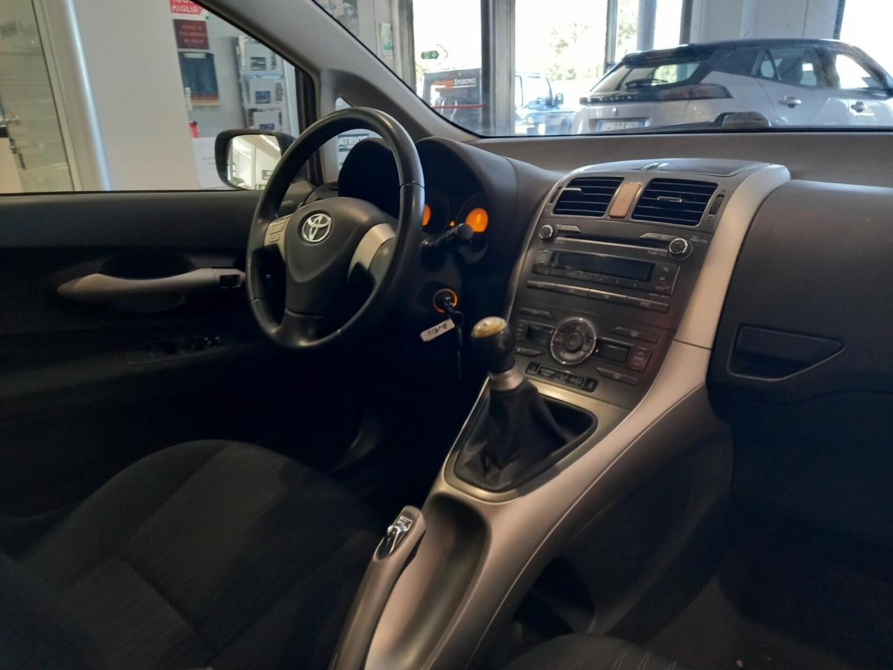 Toyota Auris 1.6 5 porte Sol