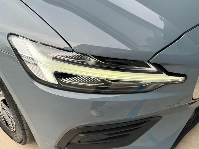 Volvo V60 B4 (d) automatico Core