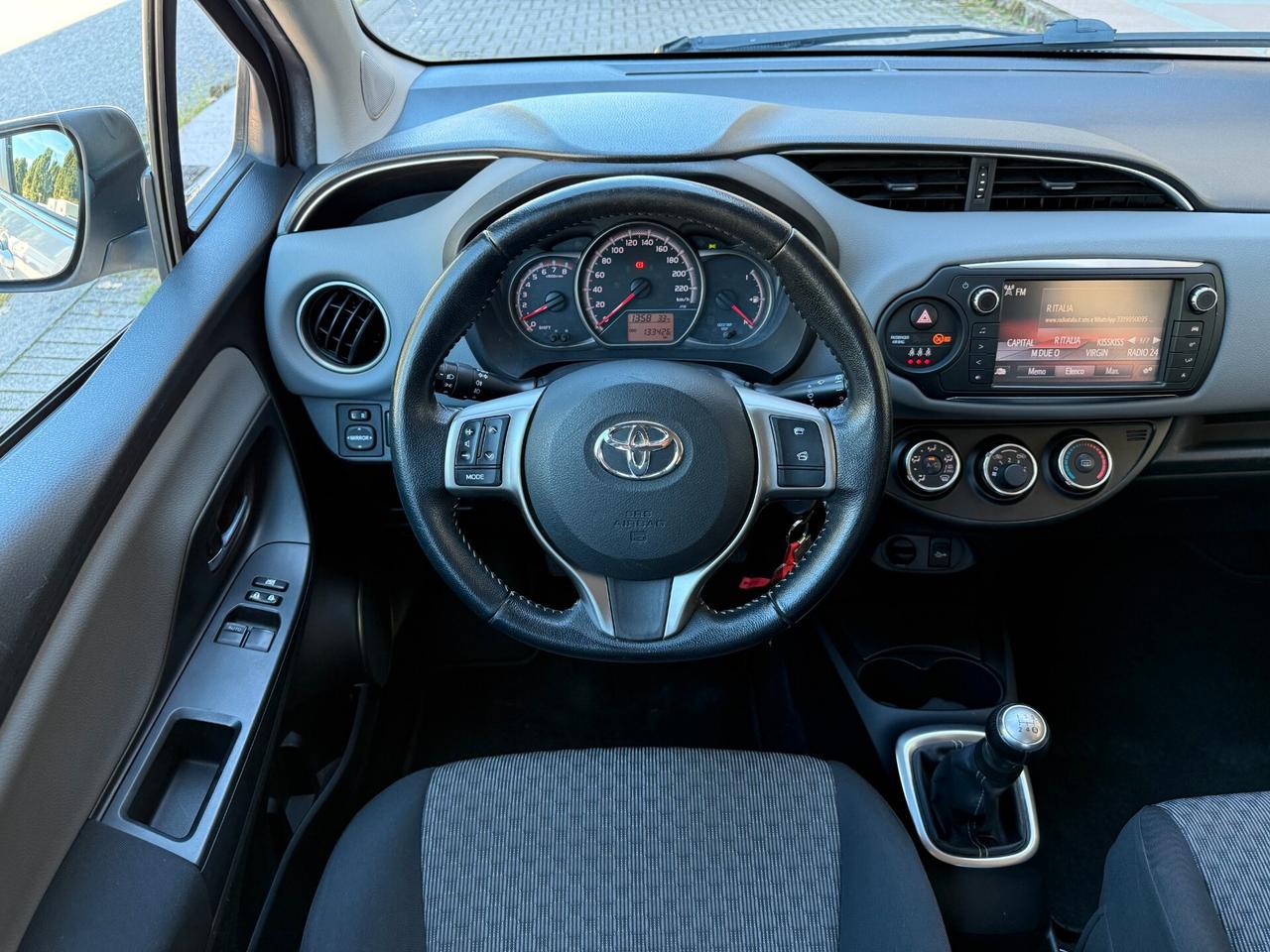Toyota Yaris 1.0 5 porte neopatentati