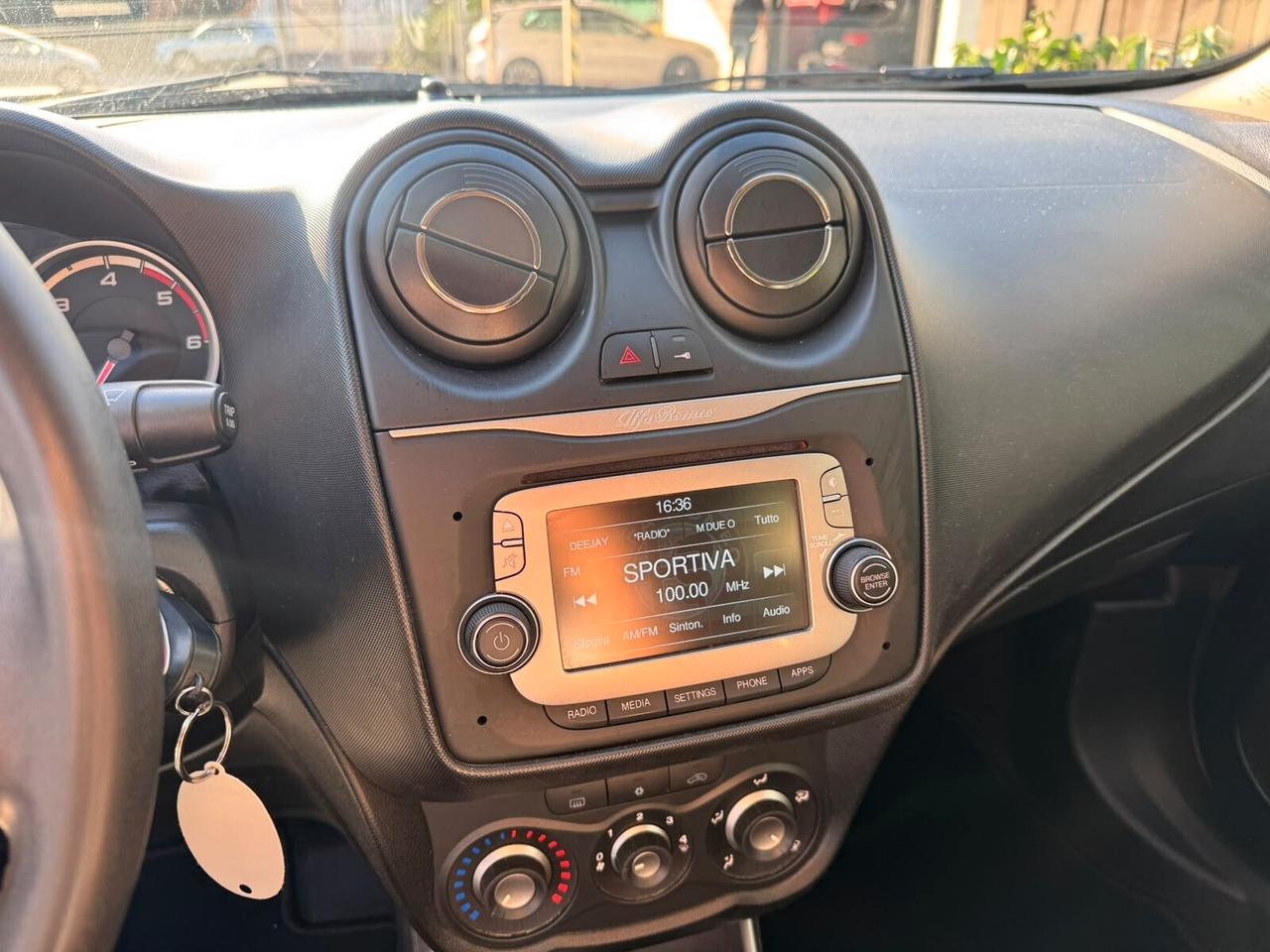 Alfa Romeo MiTo 1.3 JTDm 95 CV S&S Urban