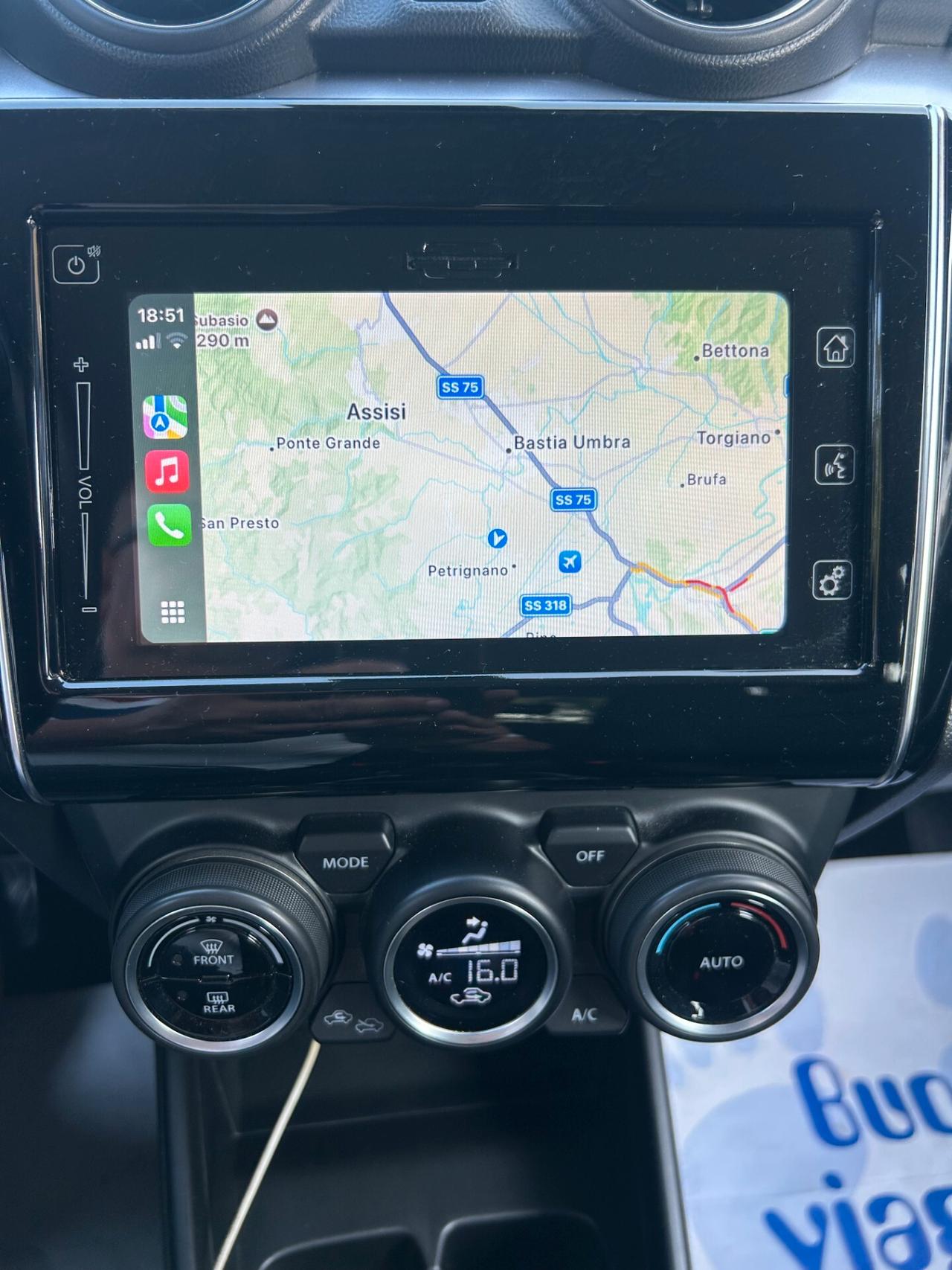 " UNA CHICCA " Suzuki Swift 1.2 Hybrid 4x4 AllGrip Top