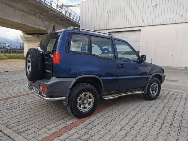 NISSAN Terrano II 2.4i 12V cat 3 porte SGX