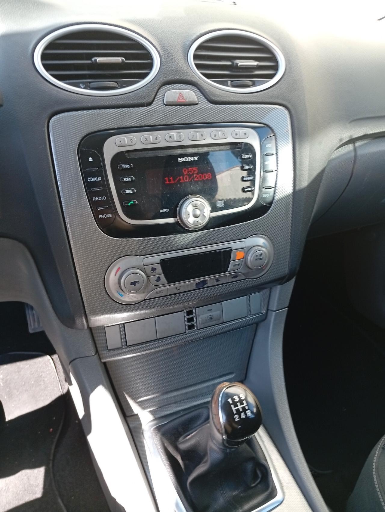 Ford Focus 1.6 TDCi TITANIUM