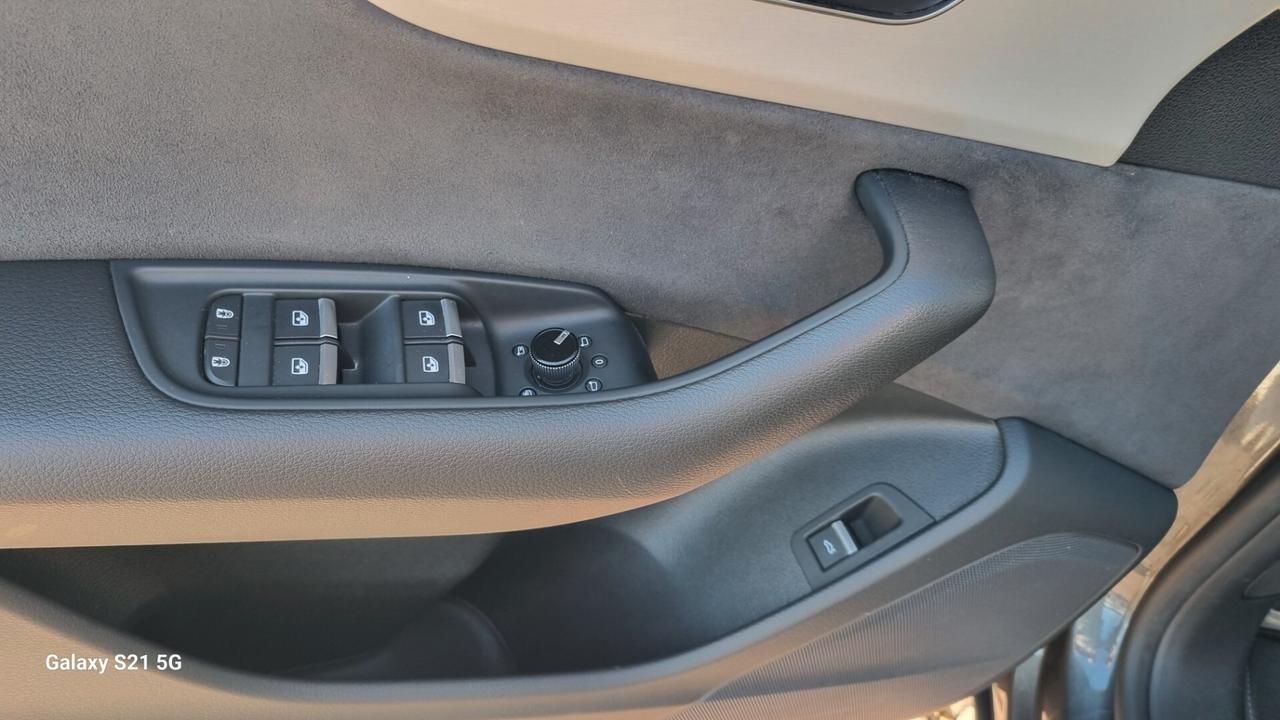 Audi Q8 45 TDI quattro tiptronic Sport S LINE