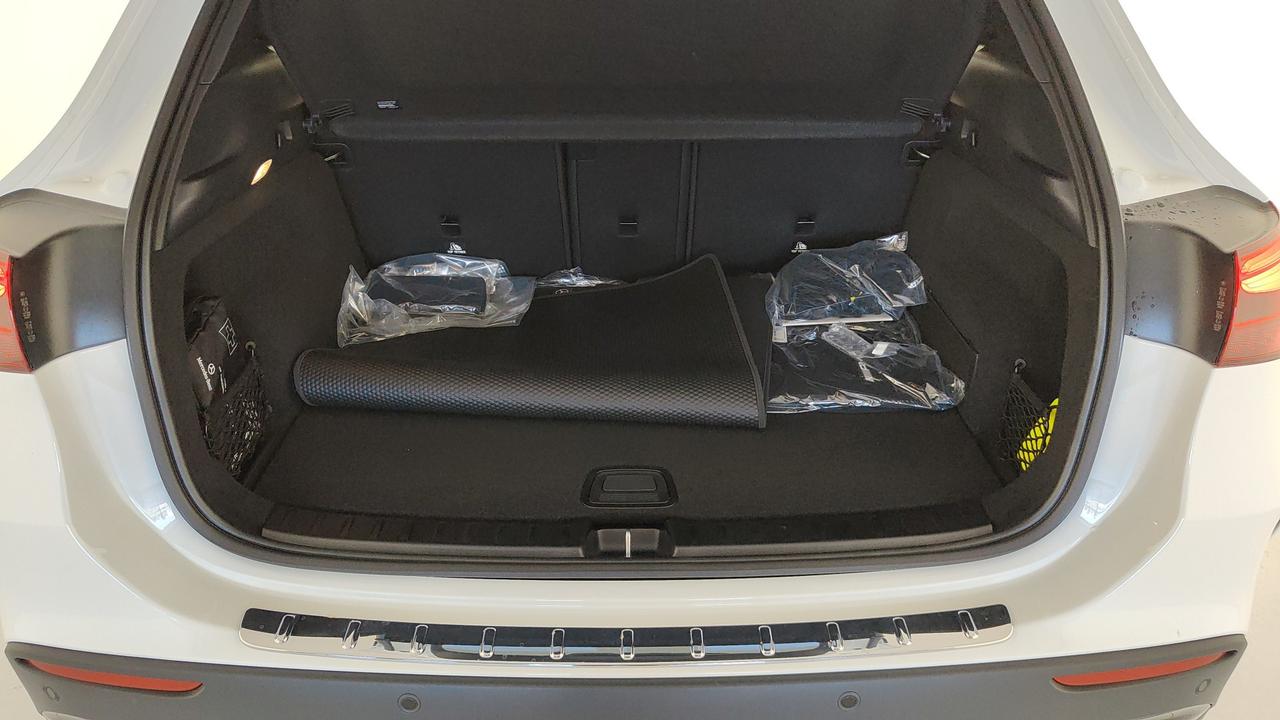 Mercedes-Benz GLA 200 d automatic