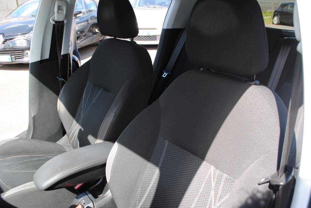 PEUGEOT 208 1.4 HDI 68 CV