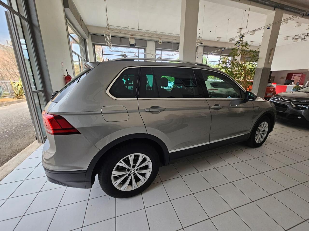 Volkswagen Tiguan 1.6 TDI SCR Business BlueMotion Technology