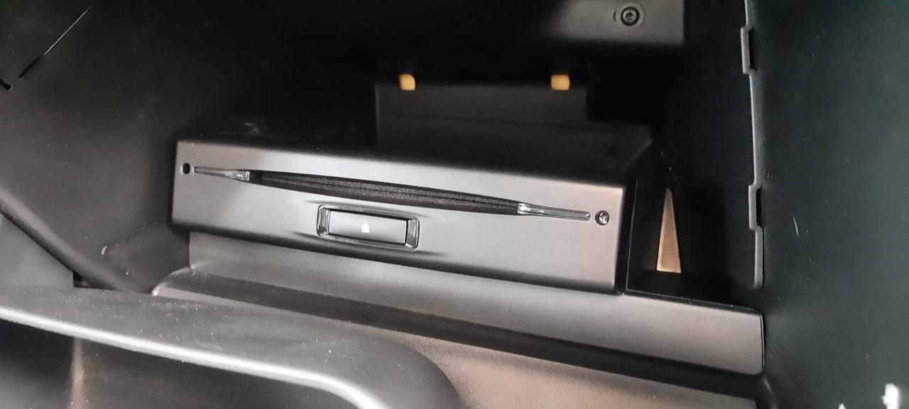 Peugeot 2008 1.6 BlueHDi 120 cv Allure