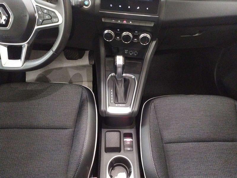Renault Captur 1.6 E-Tech hybrid Intens 145cv auto