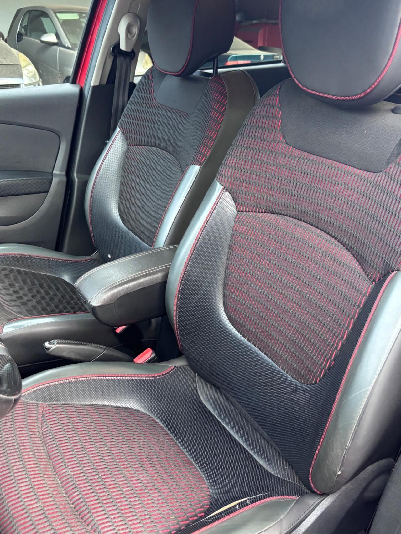 Renault Captur dCi 8V 90 CV EDC Start&Stop Energy Hypnotic