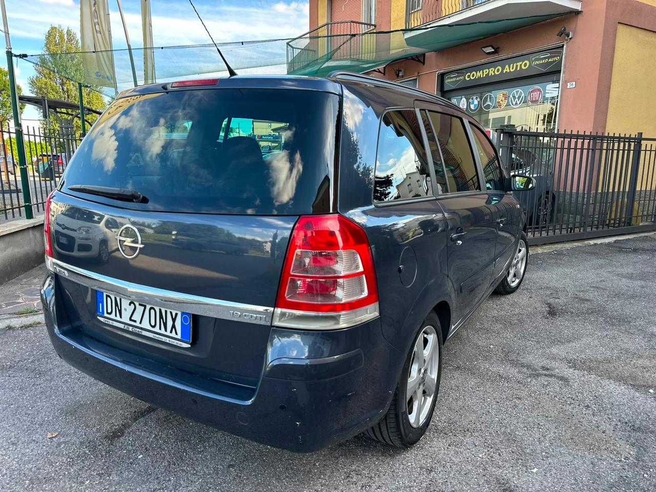 Opel Zafira 1.9 CDTI 120CV aut. Cosmo