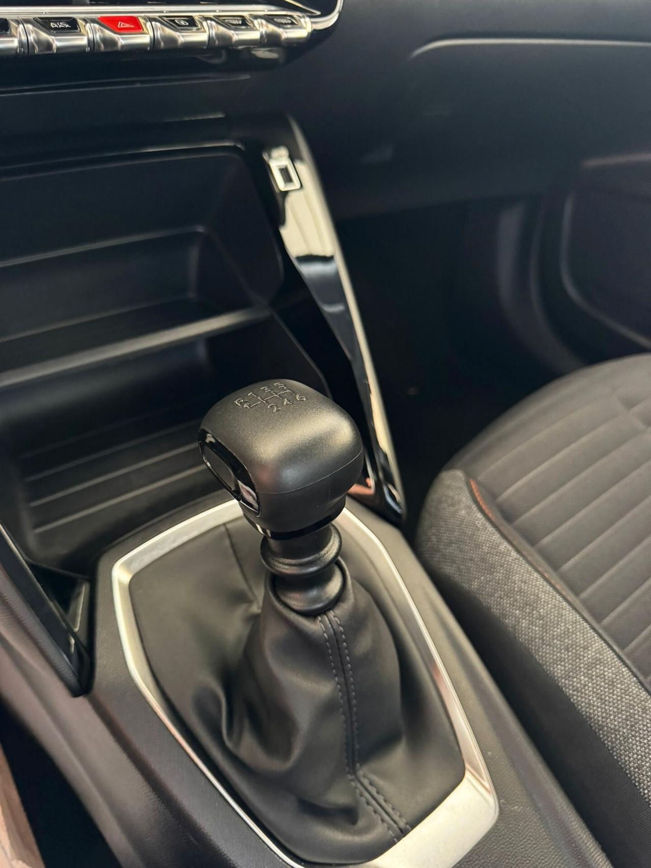 Peugeot 2008 PureTech 100 S&S Active