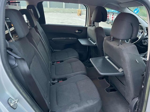 PEUGEOT 5008 7posti 1.6 HDi 112CV senza nessun lavoro da fare