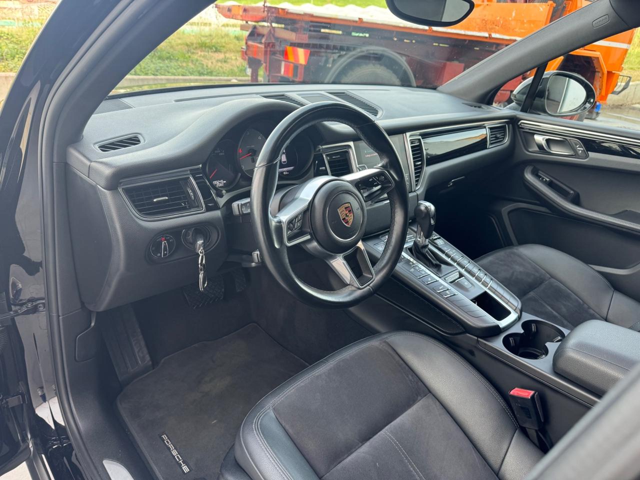 Porsche Macan 3.0 S Diesel, TETTO
