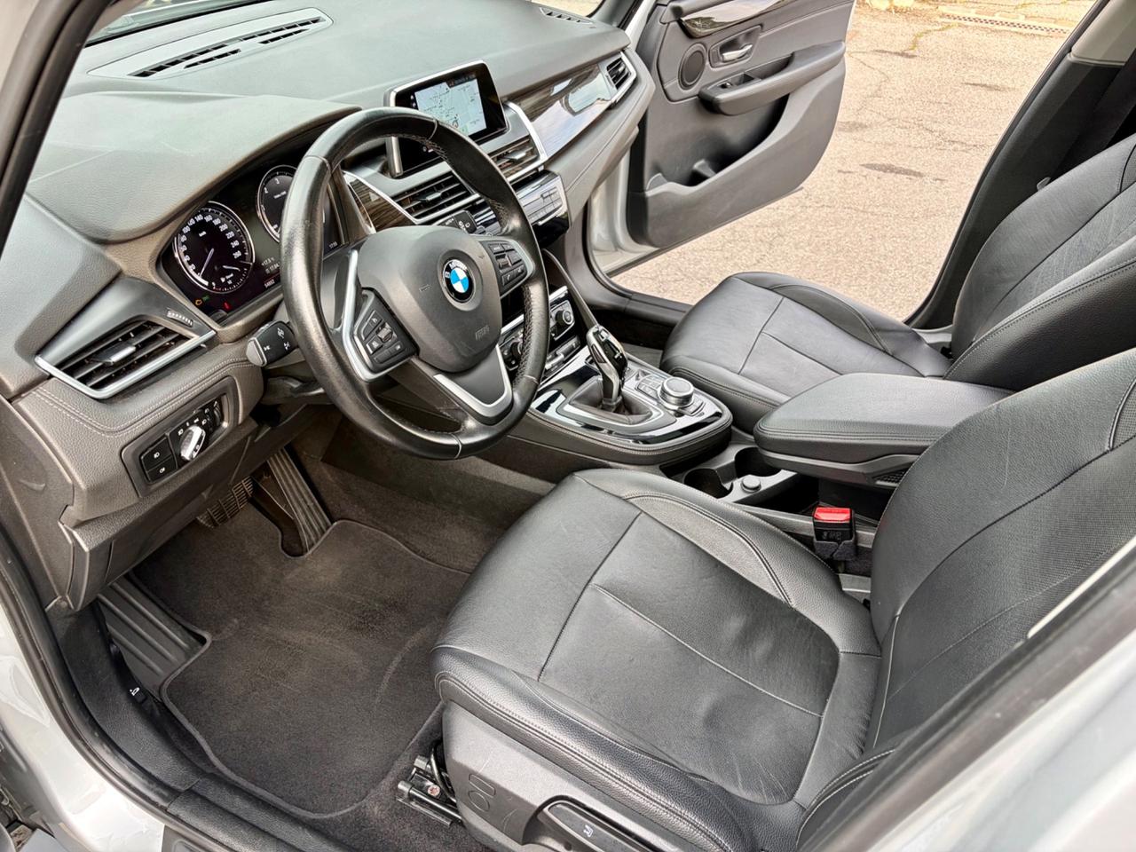 Bmw 2er Active Tourer 218d Luxury