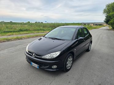 Peugeot 206 1.4 Benzina NEOPATENTATI