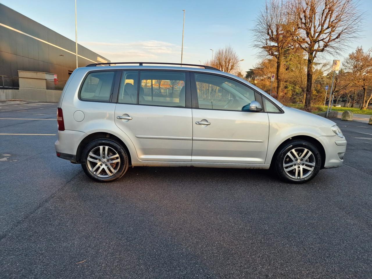 Volkswagen Touran 2.0 Highline Ecofuel