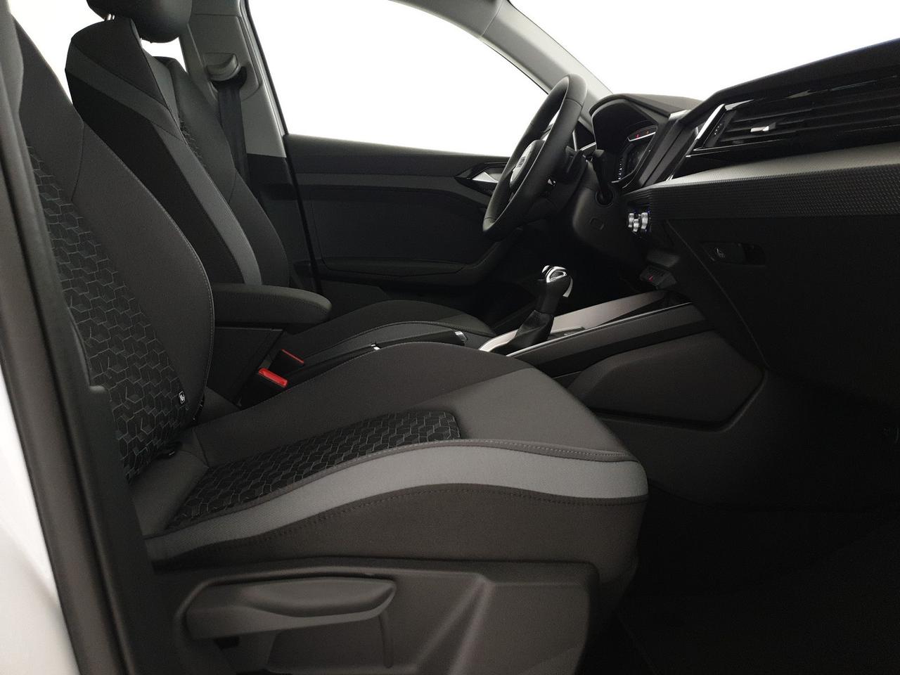 Sportback 30TFSI 116CV S tronic Identity Black