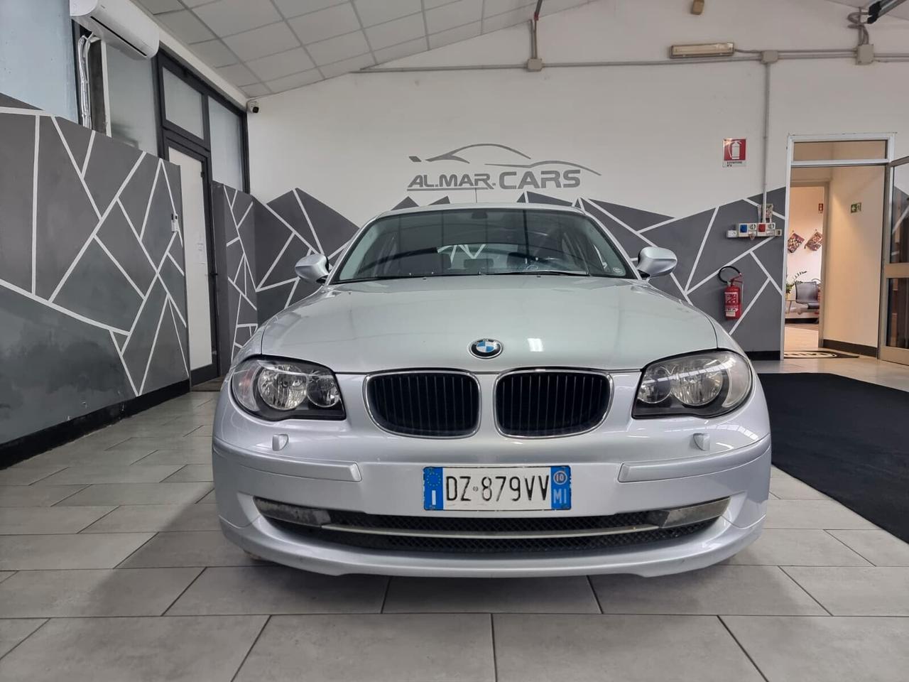 Bmw 118 5 porte Futura