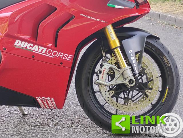 DUCATI Panigale V4 S