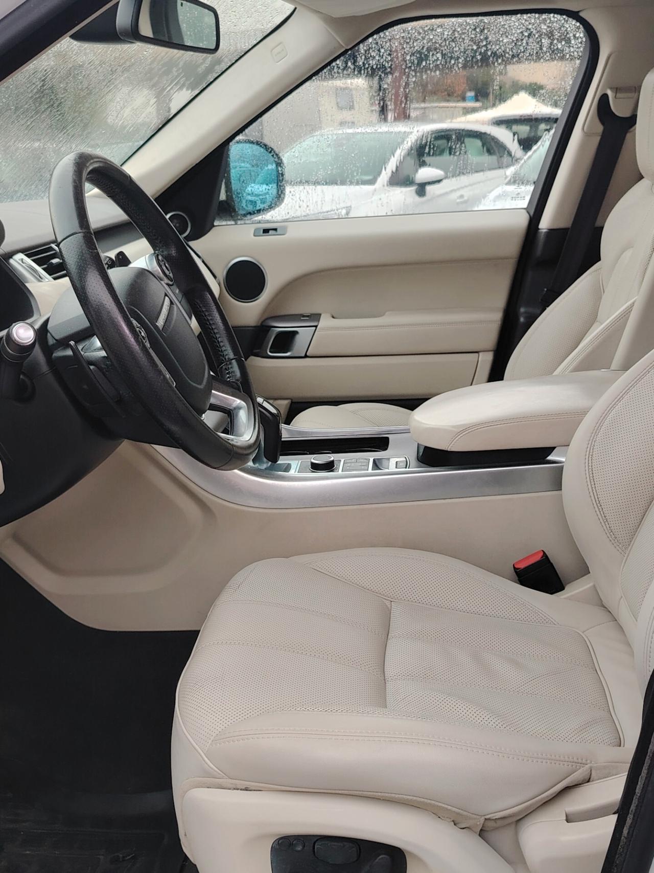 Land Rover Range Rover Sport Range Rover Sport 3.0 TDV6 HSE