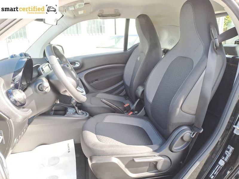 smart fortwo EQ PASSION 4,6KW