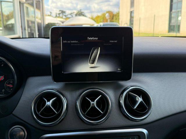 MERCEDES-BENZ GLA 180 d Sport NAVI - LED - PDC POST. - BT - 18