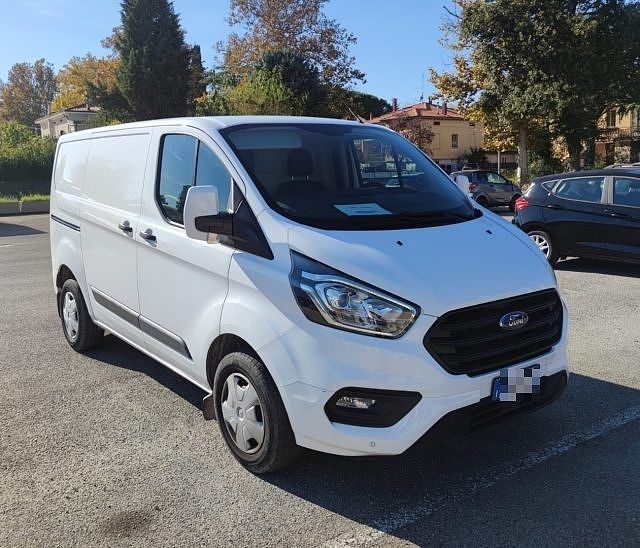 Ford Transit Custom 300 2.0 TDCi 130 PC Furgone Trend