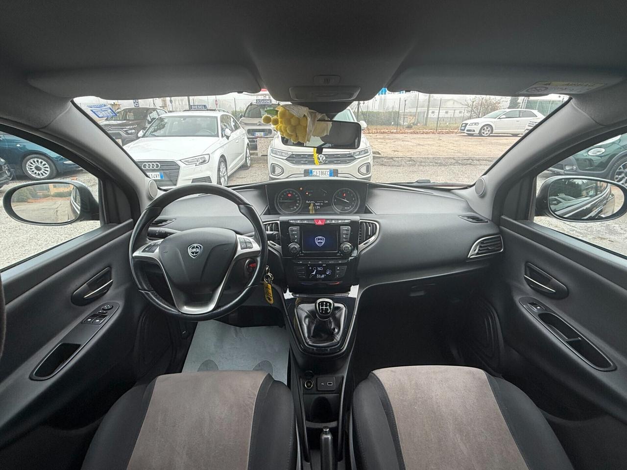 Lancia Ypsilon 1.2 69 CV Platinum 70.000 km