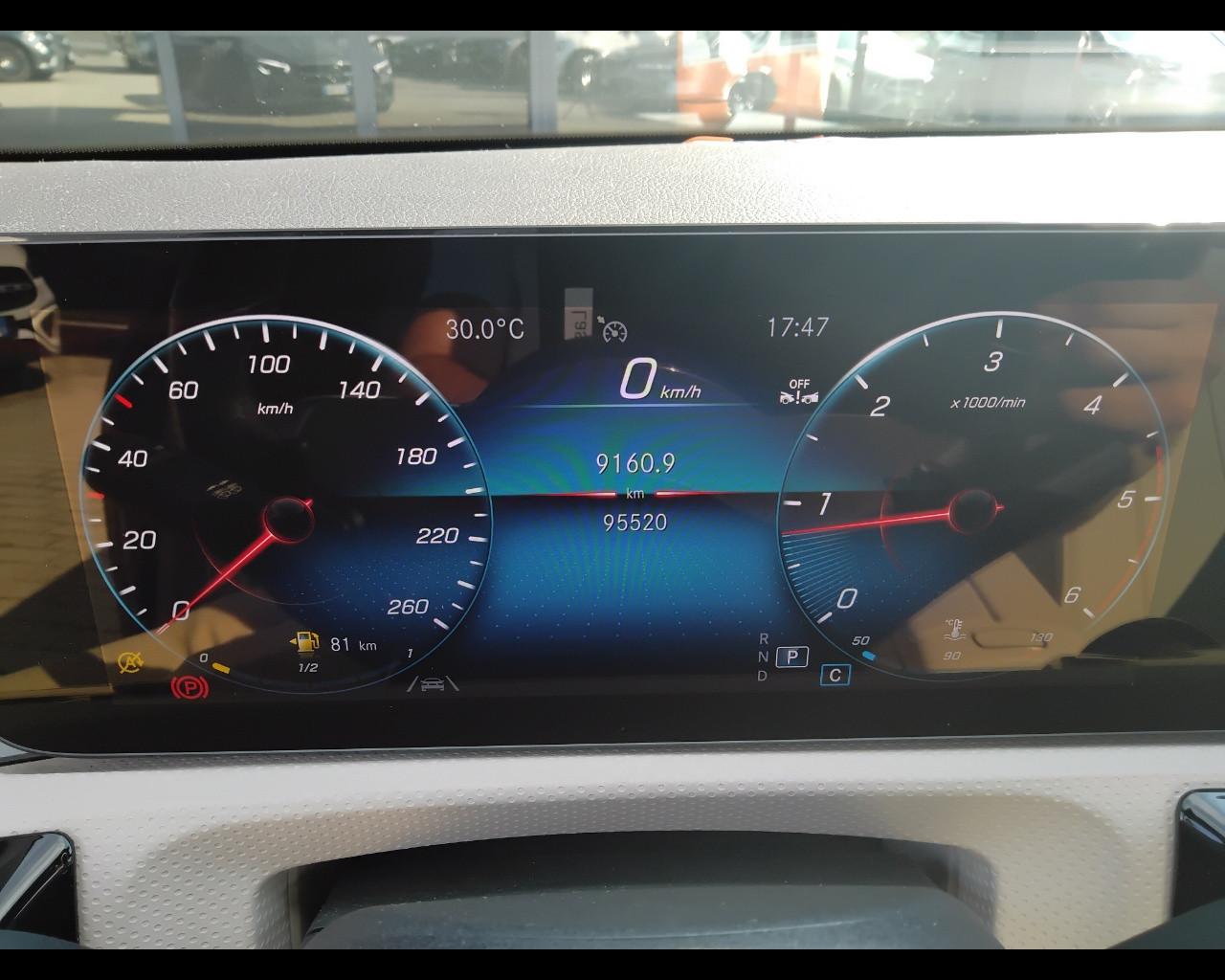 Mercedes-Benz CLA Sh.Brake - X118 - CLA Shooting Brake 180 d Sport auto