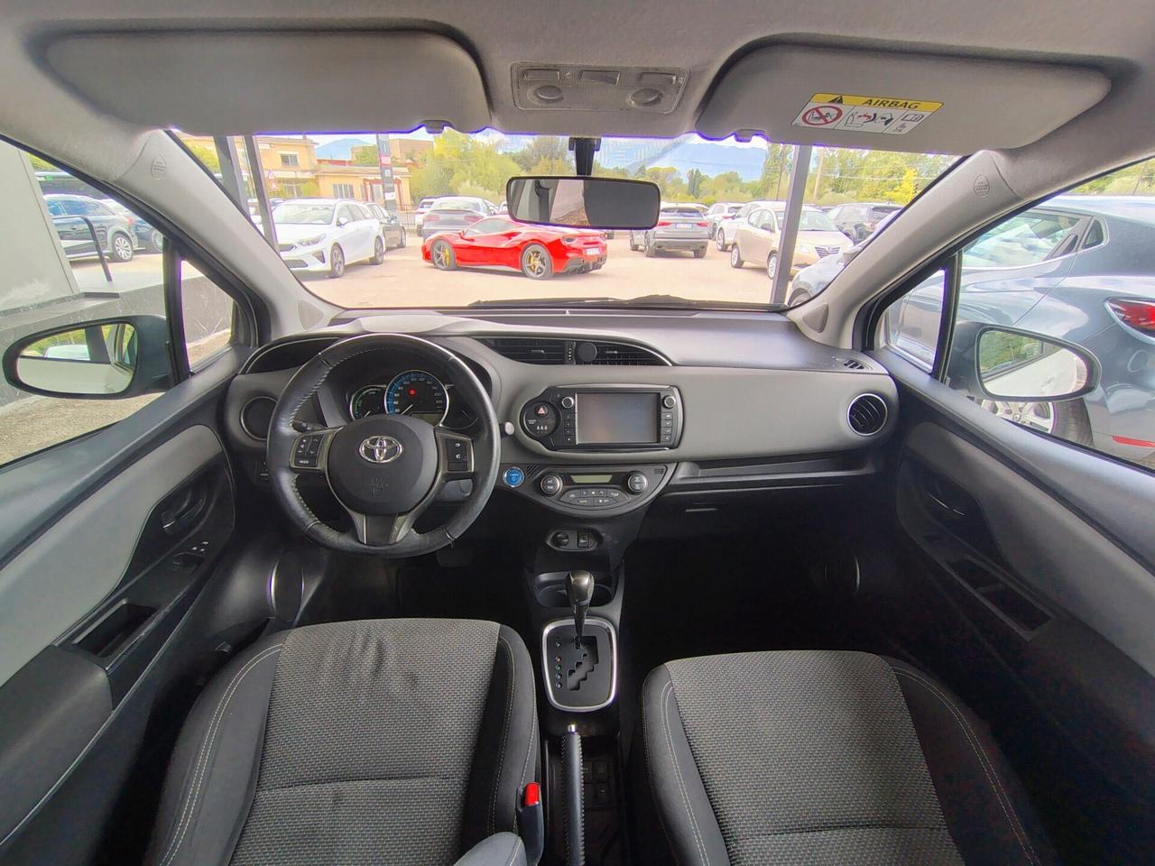 Toyota Yaris 1.5 Hybrid 5 porte Lounge